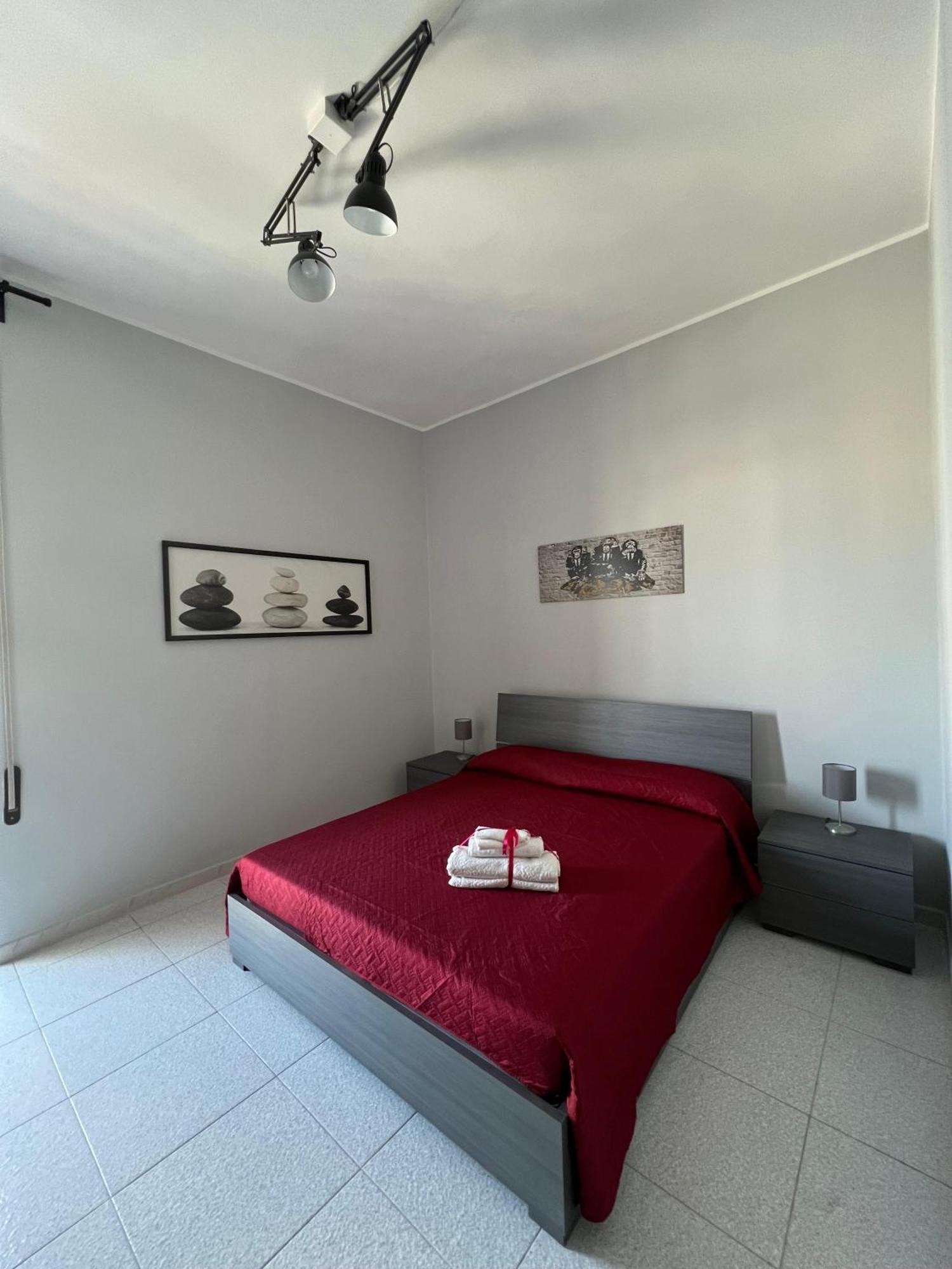 Settetrequattro Rooms 锡拉库扎 外观 照片